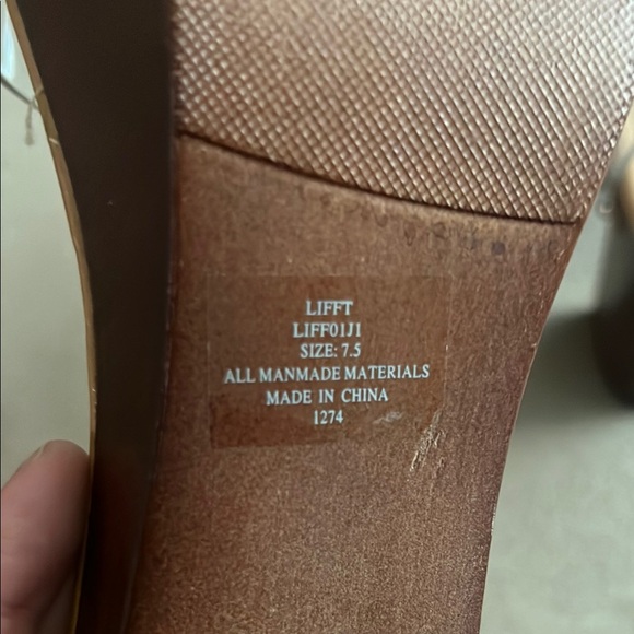 Madden Girl Clear Platform Sandals - Picture 3 of 4